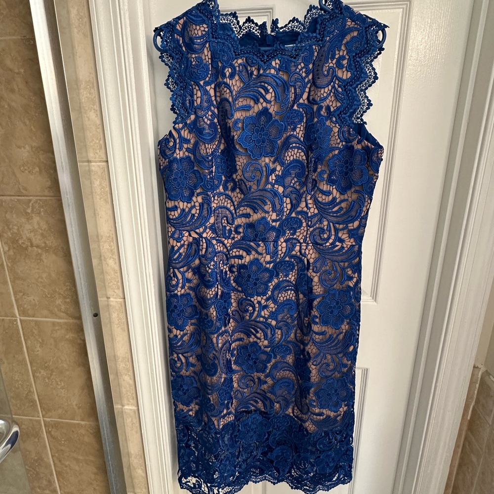 Dress the Population Blue Sheath Midi Dress Sleeveless Crew Neck